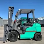 Вилочний автонавантажувач Mitsubishi,  з пічкою та бічним зсувом. 