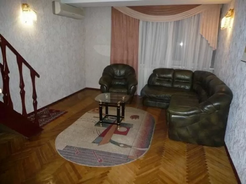  Квартиры посуточно в Черкассах от 90 грн.0938158594