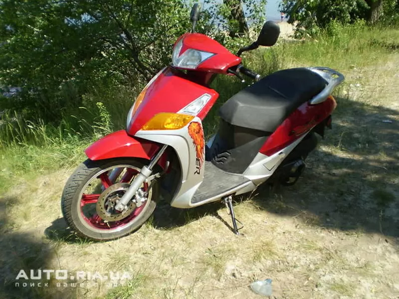 Продам  Макси-Скутер Viper Omega MX 150