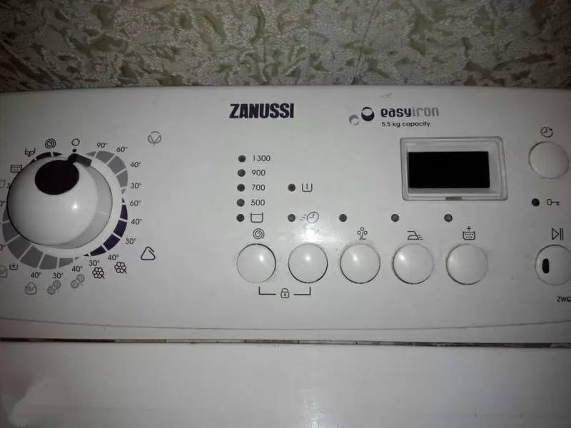  Продаю стиральную машинку б/у Zanussi ZWQ 6130. 3