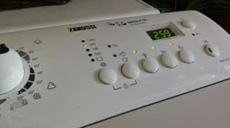  Продаю стиральную машинку б/у Zanussi ZWQ 6130. 4