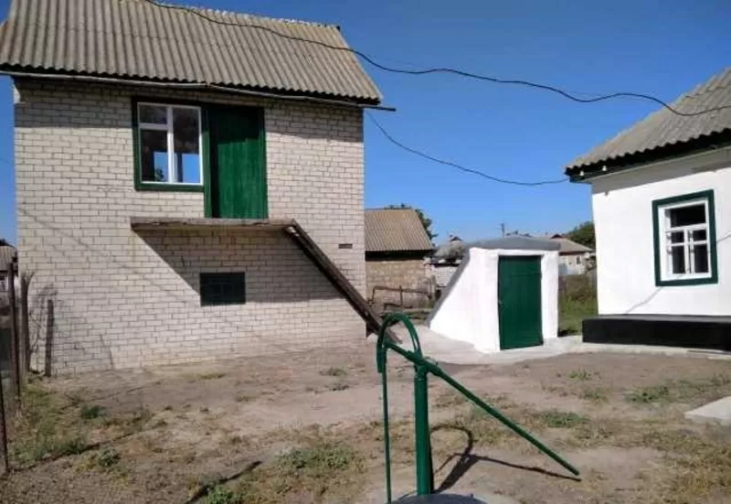 Продам старый дом в центре села Степанки,  18 км от города Черкассы. 5