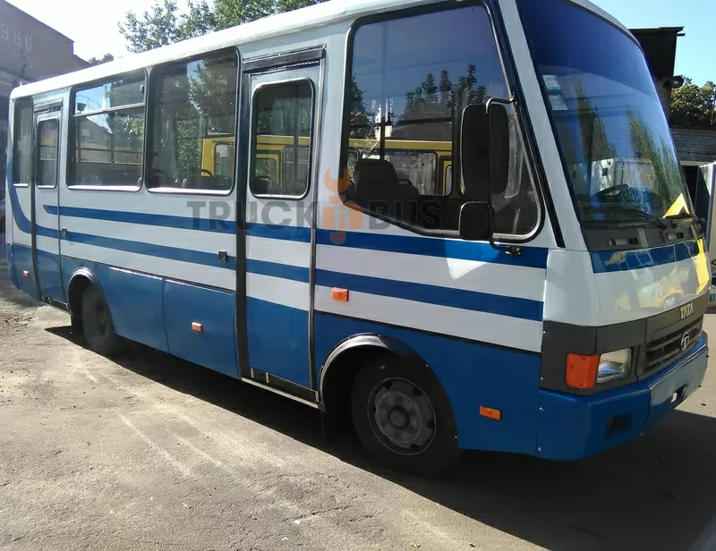Кузовний ремонт туристичних автобусів Еталон 