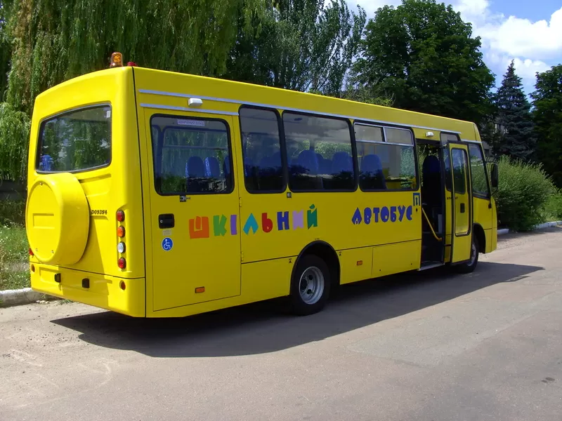 Автобус шкільний Аtaman D093S4 - інвалід
