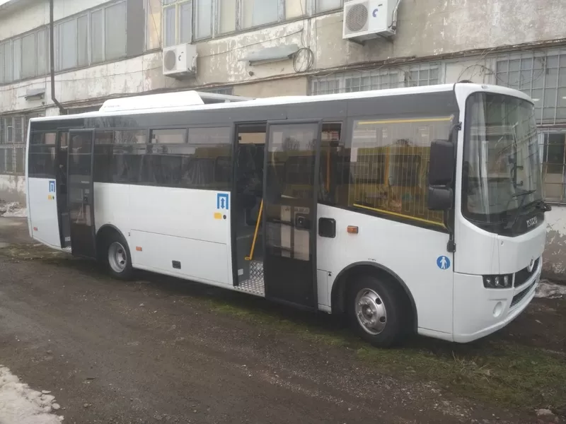 Автобус Ataman - A09216 міжміський з двома пневмодверима 3