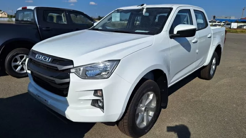 Повнопривідний пікап ISUZU D-MAX 2